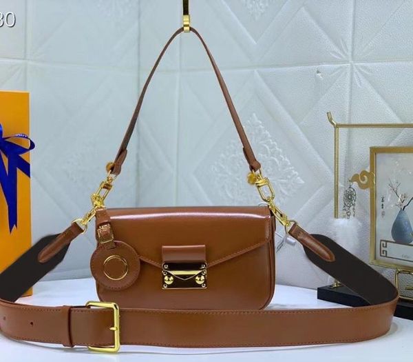 luxurys bags lady shoulder bag flap messenger handbags chain clutch crossbody tote classic striped women saddle handbag envelope satchels
luxurys bags lady shoulder bag flap messenger handbags chain clutch crossbody tote classic striped women saddle handbag envelope satchels