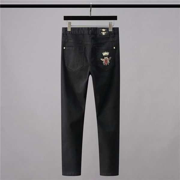 men's jeans high 2021 classical vintage morden luxurious embroidered bee crown cotton denim pants comfort casual 28-38 #n404, Blue
men's jeans high 2021 classical vintage morden luxurious embroidered bee crown cotton denim pants comfort casual 28-38 #n404, Blue
