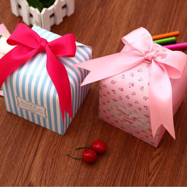 exquisite gift box handmade cake chocolate cookies candy packaging decorative treats boxes wedding pack wrap
exquisite gift box handmade cake chocolate cookies candy packaging decorative treats boxes wedding pack wrap
