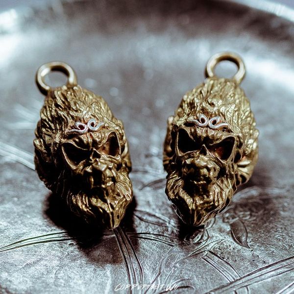 keychains coppertist.wu brass with silver monkey king key chain vintage handmade pendant metal ring car holder
keychains coppertist.wu brass with silver monkey king key chain vintage handmade pendant metal ring car holder
