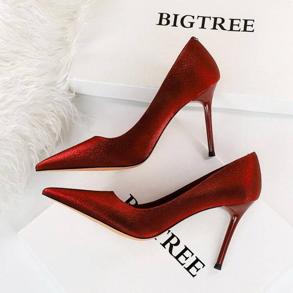 dress shoes fashion thin heel high heels woman pointed toe summer silk shallow satin pumps women's single g869-1, Black
dress shoes fashion thin heel high heels woman pointed toe summer silk shallow satin pumps women's single g869-1, Black