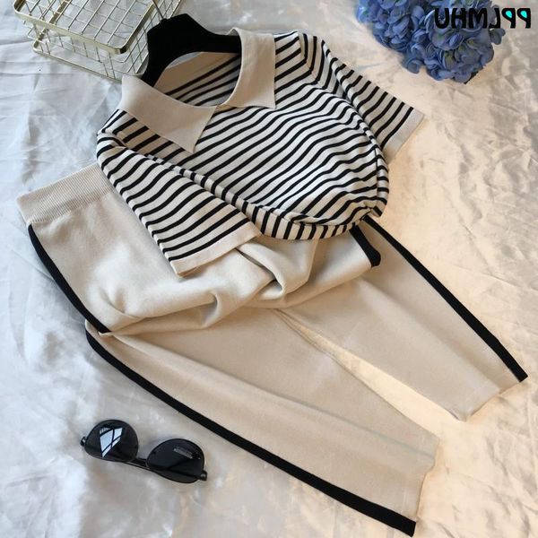 two piece dress shredded stripe fashion mesh two girls'joint turn-down collar short sleeve shirt + ankle-length casual sweatpants s3me, White
two piece dress shredded stripe fashion mesh two girls'joint turn-down collar short sleeve shirt + ankle-length casual sweatpants s3me, White