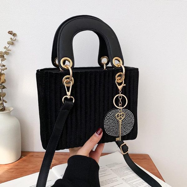 evening bags fashion handle bag tote women's luxury handbags women designer shoulder messenger crossbody for 2021
evening bags fashion handle bag tote women's luxury handbags women designer shoulder messenger crossbody for 2021
