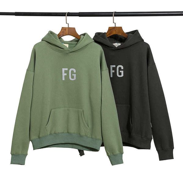 chao brand fog fugui 3m reflective colorful letter couple's hooded sweaterar3n, Black
chao brand fog fugui 3m reflective colorful letter couple's hooded sweaterar3n, Black