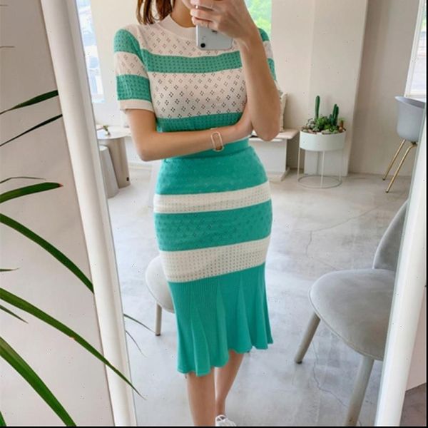 summer runway fashion 2pcs suits women tracksuits ruffle hem slim knitting blouses mermaid skirt sets two piece set, Gray
summer runway fashion 2pcs suits women tracksuits ruffle hem slim knitting blouses mermaid skirt sets two piece set, Gray