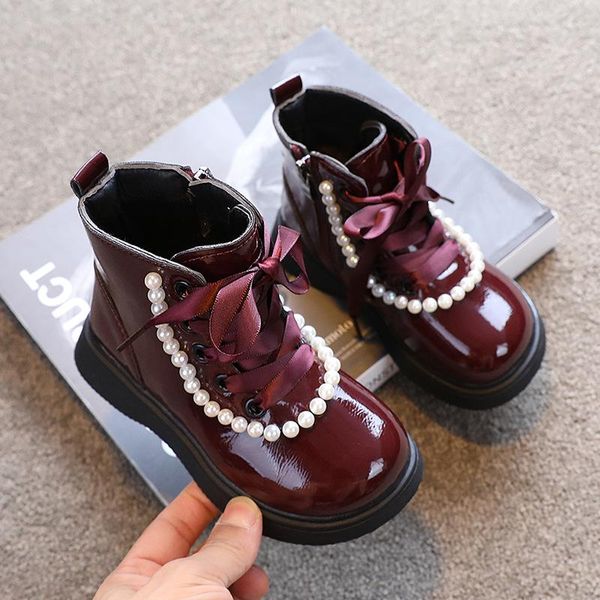 boots girls patent leather 2021 autumn and winter fashion pearl korean style middle-aged princess, Black;grey
boots girls patent leather 2021 autumn and winter fashion pearl korean style middle-aged princess, Black;grey