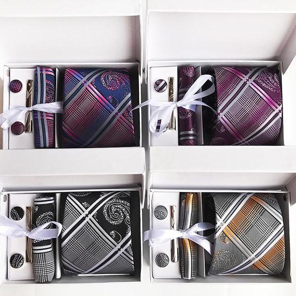 bow ties 2021 polyester business executive men's tie 6-piece gift box men gifts bowtie set for man in a, Black;gray
bow ties 2021 polyester business executive men's tie 6-piece gift box men gifts bowtie set for man in a, Black;gray