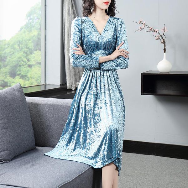 casual dresses arrival 2021 women's spring high street fashion v neck rhinestone gold velvet dress female slim elegant, Black;gray
casual dresses arrival 2021 women's spring high street fashion v neck rhinestone gold velvet dress female slim elegant, Black;gray