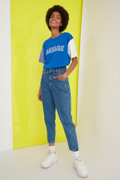 women's t-shirt trendyol applique embroidered boyfriend knitted twoss21ts0213, White
women's t-shirt trendyol applique embroidered boyfriend knitted twoss21ts0213, White