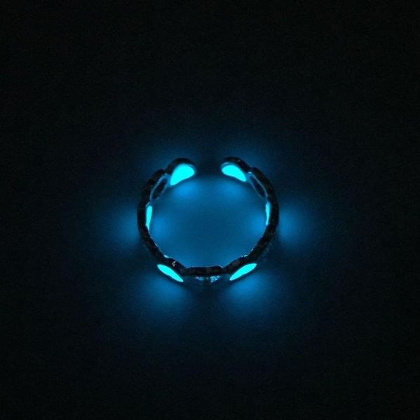 wedding rings women luminous ring glowing love heart shaped brand glow in the dark adjustable for girl part, Slivery;golden
wedding rings women luminous ring glowing love heart shaped brand glow in the dark adjustable for girl part, Slivery;golden
