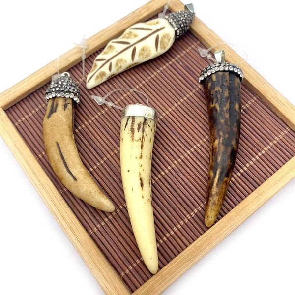 charms natural stone pendant carved pepper leaf shape white brown fashion resin ox bone necklace diamond jewelry accessory, Bronze;silver
charms natural stone pendant carved pepper leaf shape white brown fashion resin ox bone necklace diamond jewelry accessory, Bronze;silver