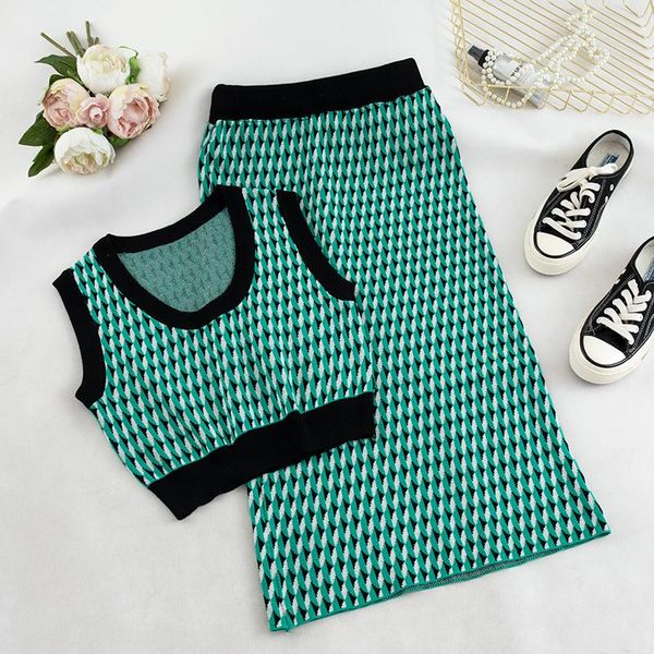 summer knitted and skirt set sleeveless short tank+elastic waist a line 2 piece women 2021 matching women's two pants, White
summer knitted and skirt set sleeveless short tank+elastic waist a line 2 piece women 2021 matching women's two pants, White