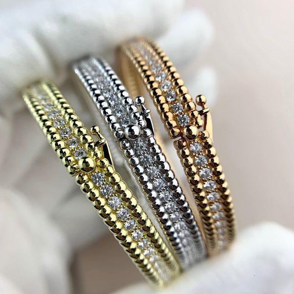 bangles bracelet fanjia four leaf clover star female 18k gold micro inlaid with diamond buckle version small manyao jewelry, Black
bangles bracelet fanjia four leaf clover star female 18k gold micro inlaid with diamond buckle version small manyao jewelry, Black