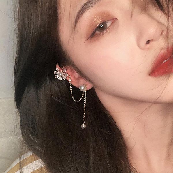 hoop & huggie immortal zircon flower ear clip earrings one-piece long stud south korea elegant internet influencer pearl eardrop earring, Golden;silver
hoop & huggie immortal zircon flower ear clip earrings one-piece long stud south korea elegant internet influencer pearl eardrop earring, Golden;silver
