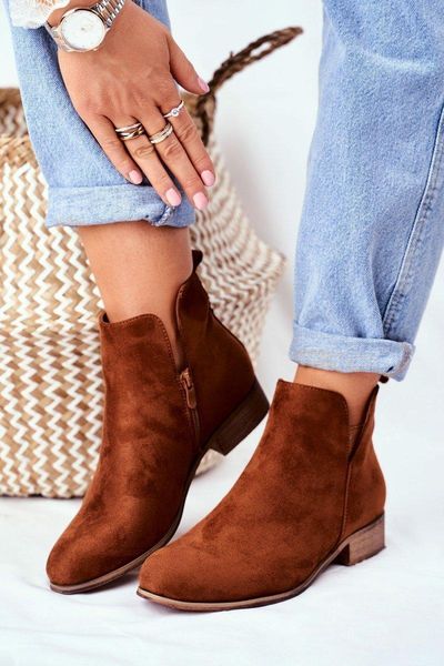boots low heel autumn 2021 european side zipper and american foreign women's shoes large short, Black
boots low heel autumn 2021 european side zipper and american foreign women's shoes large short, Black