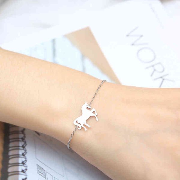 bracelets new fashion cute horse animal stainless steel for woman gift jewelry, Golden;silver
bracelets new fashion cute horse animal stainless steel for woman gift jewelry, Golden;silver