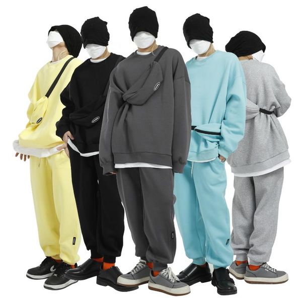 men's clothing - 2021 spring korean loose and fake two piece solid color elastic waist leisure suit tracksuits, Gray
men's clothing - 2021 spring korean loose and fake two piece solid color elastic waist leisure suit tracksuits, Gray