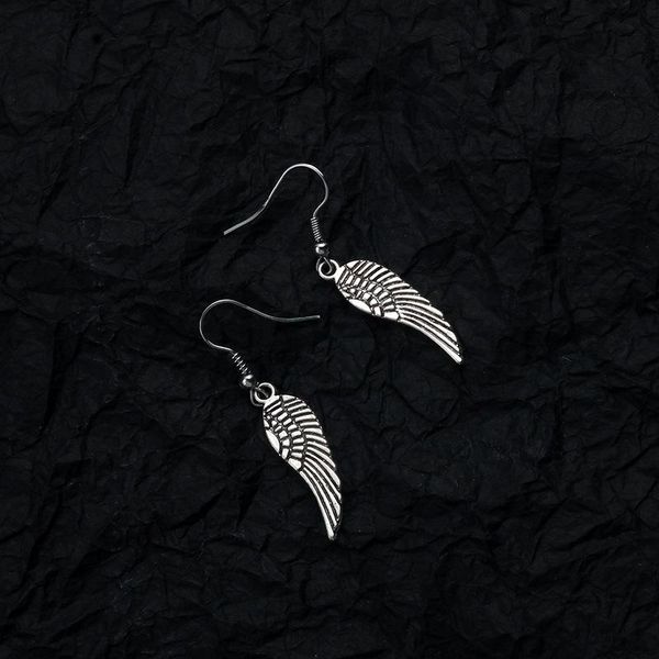 dangle & chandelier fashion silver color feather drop earings for women romantic punk charm earing jewelry gifts dropship
dangle & chandelier fashion silver color feather drop earings for women romantic punk charm earing jewelry gifts dropship