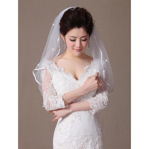 bridal veils lan ting bride uma camada borda com tira enfeitada vus de noiva vu cotovelo estilo critais espalhad 31,5 cm (80cm), Black
bridal veils lan ting bride uma camada borda com tira enfeitada vus de noiva vu cotovelo estilo critais espalhad 31,5 cm (80cm), Black