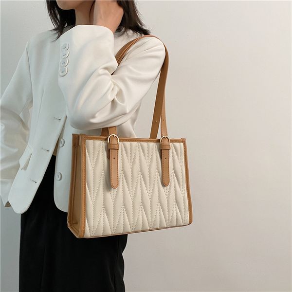 cross-border new trendy 2021 bag of korean women shoulder version big bagspu tote fashion simple female eholf
cross-border new trendy 2021 bag of korean women shoulder version big bagspu tote fashion simple female eholf