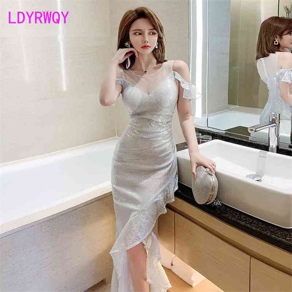 ladies temperament nightclub net yarn slimming breastless irregular fishtail dress office lady sheath zippers 210603, Black;gray
ladies temperament nightclub net yarn slimming breastless irregular fishtail dress office lady sheath zippers 210603, Black;gray