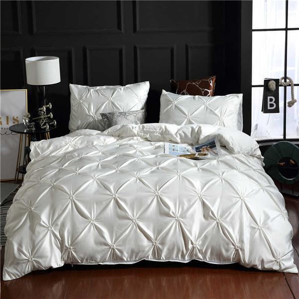 model room summer washing imitation silk four piece bedding ice silk quilt cover 1.8m
model room summer washing imitation silk four piece bedding ice silk quilt cover 1.8m