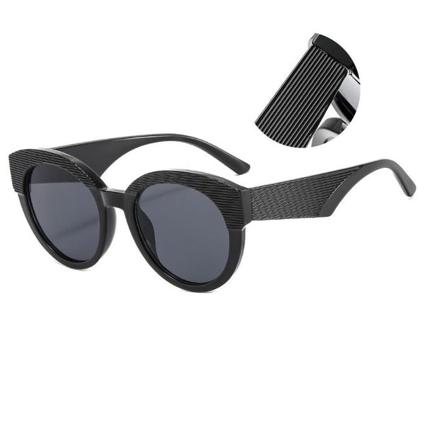 sunglasses retro stripe round women men brand design transparent female sun glasses feminino lunette soleil uv400, White;black
sunglasses retro stripe round women men brand design transparent female sun glasses feminino lunette soleil uv400, White;black
