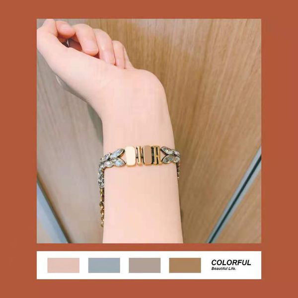 d / di family 2021 new wheat ear bracelet di letter horse eye diamond bracelet women's fashion necklace trend, Golden;silver
d / di family 2021 new wheat ear bracelet di letter horse eye diamond bracelet women's fashion necklace trend, Golden;silver