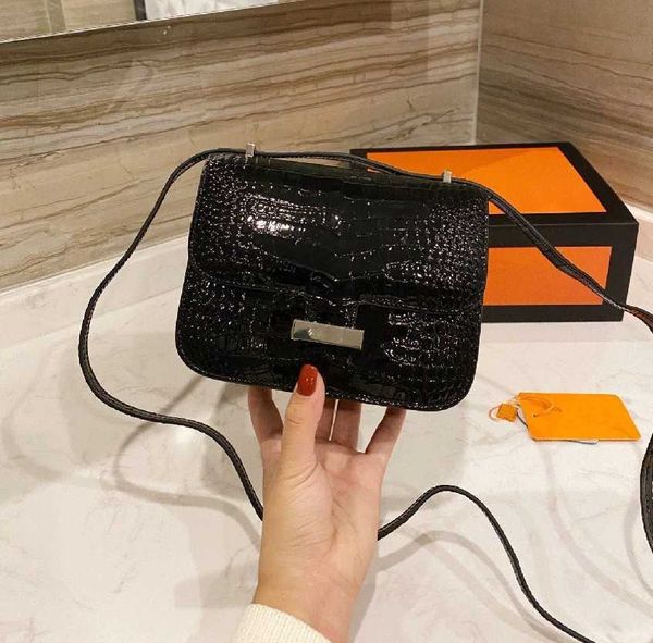 hanghhangbag women s mini luxurys designers bags 2021 designer womens handbags purses crossbody bag wallet handbag louisbags_18 fashion silv
hanghhangbag women s mini luxurys designers bags 2021 designer womens handbags purses crossbody bag wallet handbag louisbags_18 fashion silv