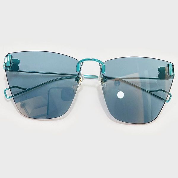 sunglasses fashion rectangle women brand design frameless sun glasses vintage retro men eyewear with original box uv400, White;black
sunglasses fashion rectangle women brand design frameless sun glasses vintage retro men eyewear with original box uv400, White;black