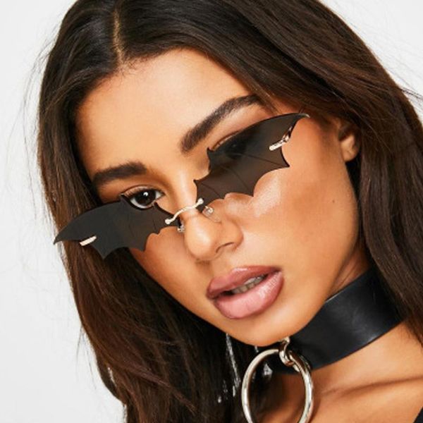 sunglasses 2021 fashion bat women men brand design retro rimless black sun glasses for female uv400 unique trending eyewear, White;black
sunglasses 2021 fashion bat women men brand design retro rimless black sun glasses for female uv400 unique trending eyewear, White;black