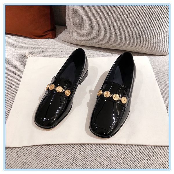 2021ss new arrival high-end women shoes fashion trend metal chain decoration wide flat shoes real leather lady dress slippers business dress, Black
2021ss new arrival high-end women shoes fashion trend metal chain decoration wide flat shoes real leather lady dress slippers business dress, Black