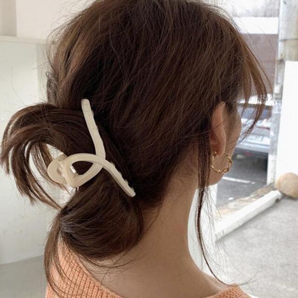 big barrette crab hair bath claw ponytail clip large clamps fashion for women matte cross hairpin1
big barrette crab hair bath claw ponytail clip large clamps fashion for women matte cross hairpin1