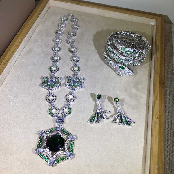 brand fine custom jewelry for women fan wedding green crystal party jewelry set big design party banquet neckacle earrings set, Silver
brand fine custom jewelry for women fan wedding green crystal party jewelry set big design party banquet neckacle earrings set, Silver