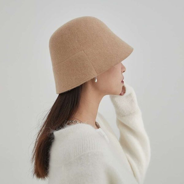autumn and winter australian woolen cloth dome beggar washbasin british fashion lady leisure fisherman hat, Blue;gray
autumn and winter australian woolen cloth dome beggar washbasin british fashion lady leisure fisherman hat, Blue;gray