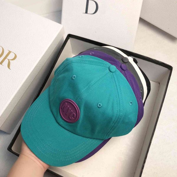 fashion designer rubber round label youth baseball cap casual street wear men's and women's cotton cap, Black;white
fashion designer rubber round label youth baseball cap casual street wear men's and women's cotton cap, Black;white