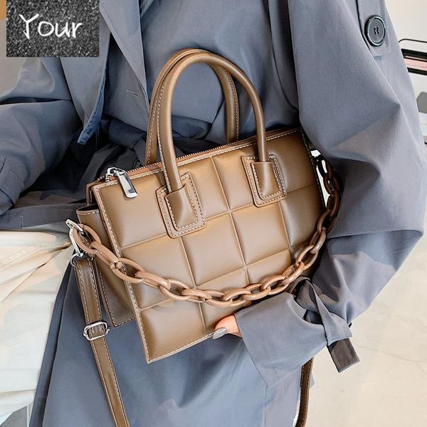 evening bags vintage lingge chains women handbags designer shoulder luxury woven leather crossbody bag femael large capacity tote purses
evening bags vintage lingge chains women handbags designer shoulder luxury woven leather crossbody bag femael large capacity tote purses