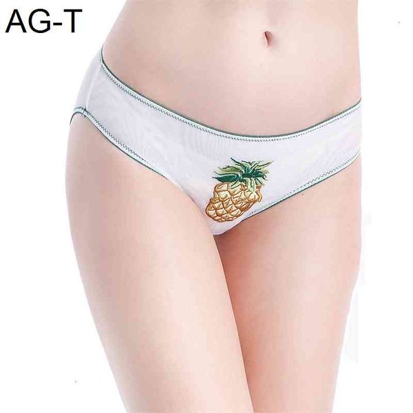 2021 new women's mesh underwear ultra thin transparent pine daisy embroidered briefs cotton crotch, Black;pink
2021 new women's mesh underwear ultra thin transparent pine daisy embroidered briefs cotton crotch, Black;pink