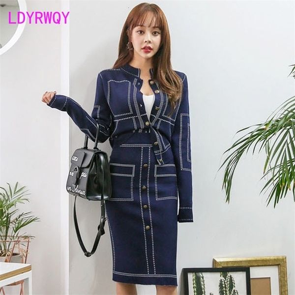 autumn and winter temperament thin color matching knit + bag hip bottom skirt suit women 210416, White
autumn and winter temperament thin color matching knit + bag hip bottom skirt suit women 210416, White
