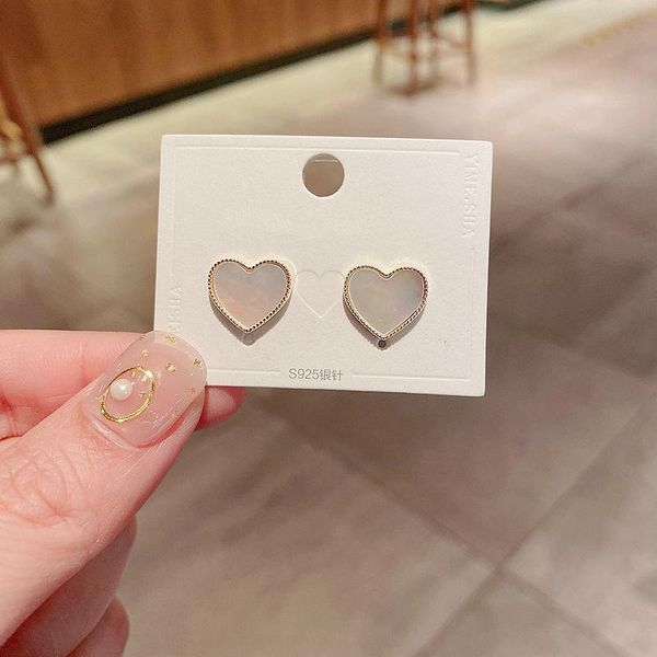 stud aesthetic classic natural shell heart earrings gold color fashion for women girls gift, Golden;silver
stud aesthetic classic natural shell heart earrings gold color fashion for women girls gift, Golden;silver