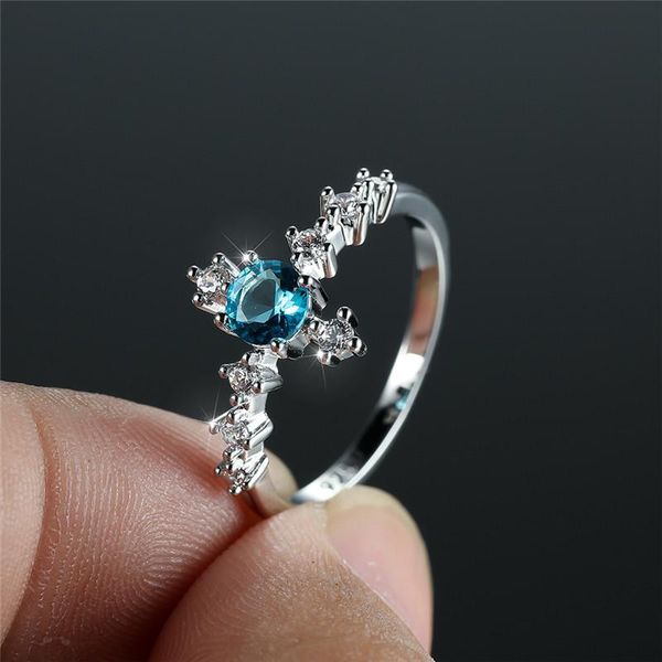wedding rings vintage female crystal round thin ring classic silver color engagement charm aqua blue zircon stone for women, Slivery;golden
wedding rings vintage female crystal round thin ring classic silver color engagement charm aqua blue zircon stone for women, Slivery;golden