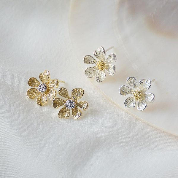 stud japanese&korea delicate jewelry 14k real gold flower earrings for women cute small, Golden;silver
stud japanese&korea delicate jewelry 14k real gold flower earrings for women cute small, Golden;silver