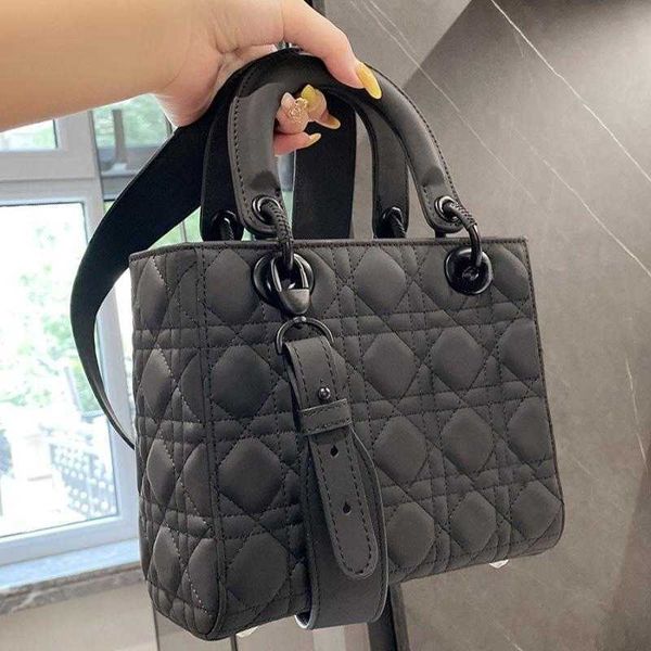 designers bags womens casual totes shoulder sacoche cross body handbags ladies composite bag mm luxury genuine leather cowhide strap purse w
designers bags womens casual totes shoulder sacoche cross body handbags ladies composite bag mm luxury genuine leather cowhide strap purse w