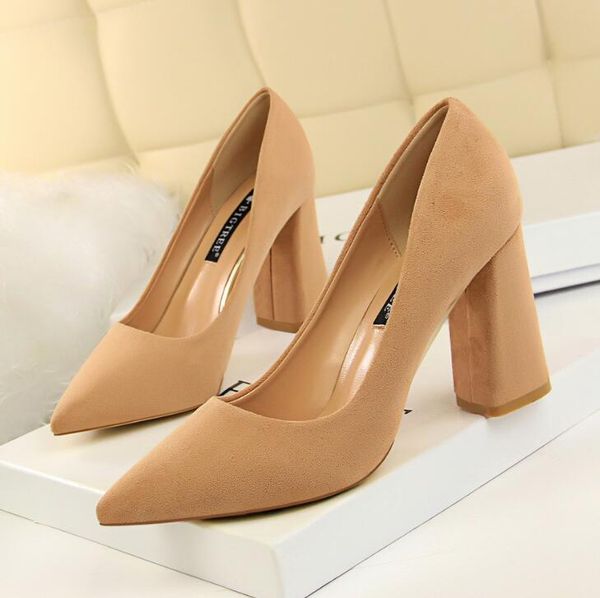 2022 new women pumps fashion women high heels shoes spring woman kitten heels bridal shoes, Black
2022 new women pumps fashion women high heels shoes spring woman kitten heels bridal shoes, Black