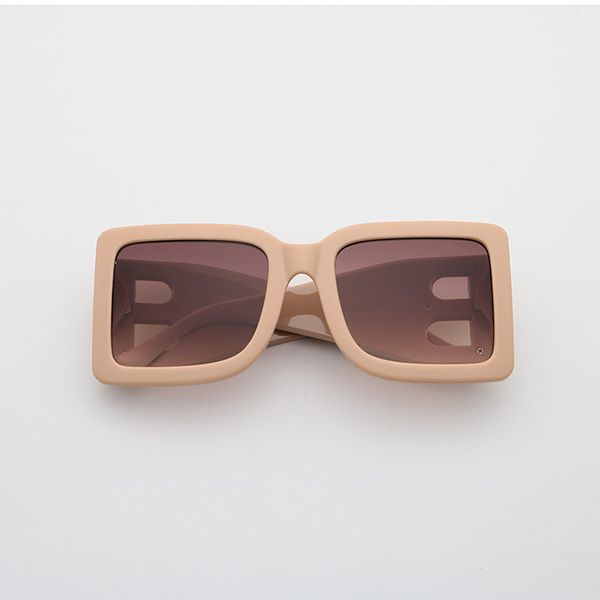 pop paris show style luxury designer design sunglasses man and women fashion glasses high quality, White;black
pop paris show style luxury designer design sunglasses man and women fashion glasses high quality, White;black