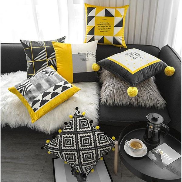 cushion/decorative pillow 45x45cm black yellow white printed velvet cushion cover kilim case with hair balls square throw pompom
cushion/decorative pillow 45x45cm black yellow white printed velvet cushion cover kilim case with hair balls square throw pompom