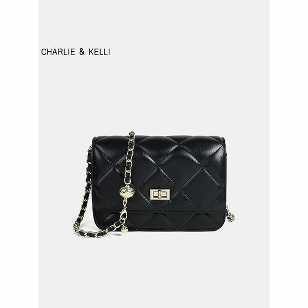 handbag women's bag 2021 fashion versatile small fragrant wind lingge golden ball chain single shoulder messenger square, Black;red
handbag women's bag 2021 fashion versatile small fragrant wind lingge golden ball chain single shoulder messenger square, Black;red