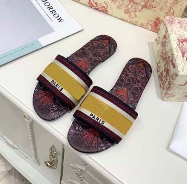 classics sandals slippers slides floral brocade gear bottoms flip flops men women striped beach causal slipper home011 08, Black
classics sandals slippers slides floral brocade gear bottoms flip flops men women striped beach causal slipper home011 08, Black