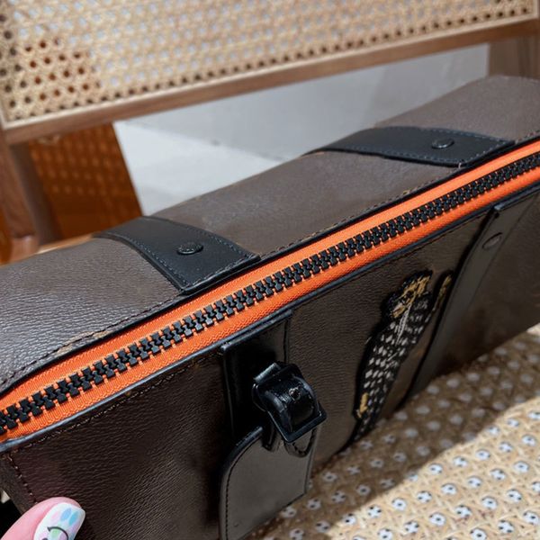 cartoon crossbody pillow bags women classic old flower messenger bag quality zipper luggage handbag adjustable shoulder strap
cartoon crossbody pillow bags women classic old flower messenger bag quality zipper luggage handbag adjustable shoulder strap