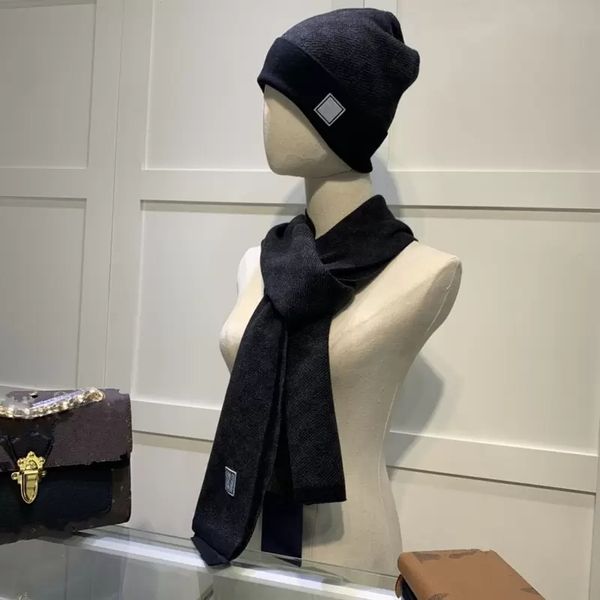 666 2021 designer women mens knitted scarf and hat set winter warm hats and scarves beanie hat for men 666, Blue;gray
666 2021 designer women mens knitted scarf and hat set winter warm hats and scarves beanie hat for men 666, Blue;gray